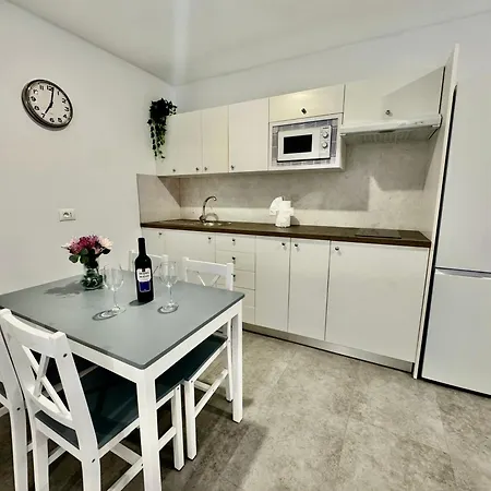 Apartamento La Cueva Del Pardelo La Laguna (Tenerife)